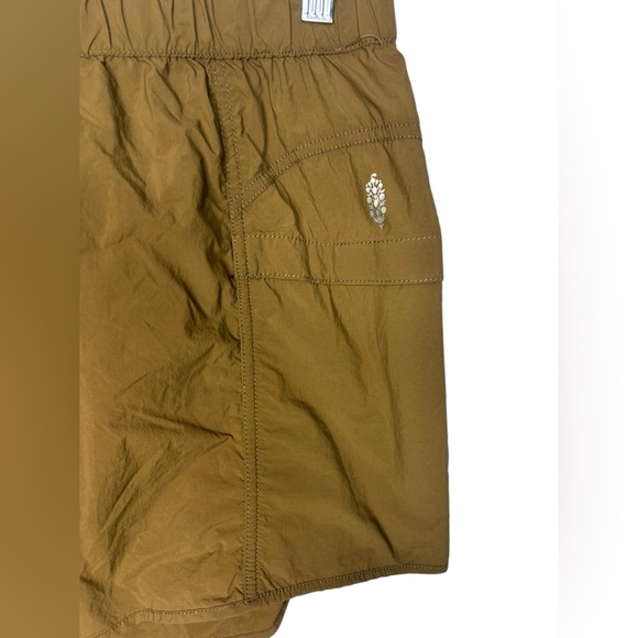 Free People Movement Active Running In The Wild Shorts Brown Green Size Large - Picture 3 of 12